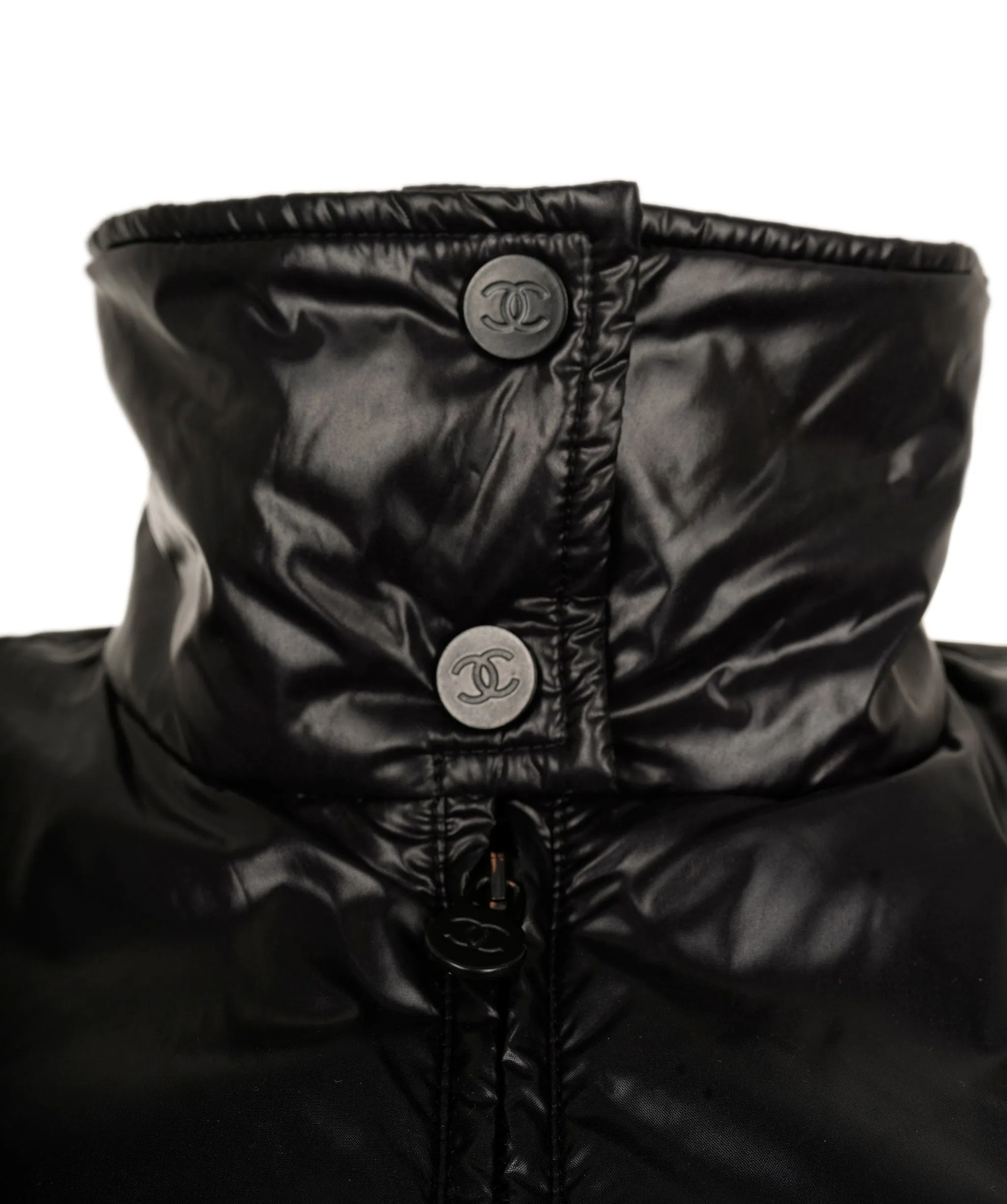Chanel Black puffer jacket AVL1105