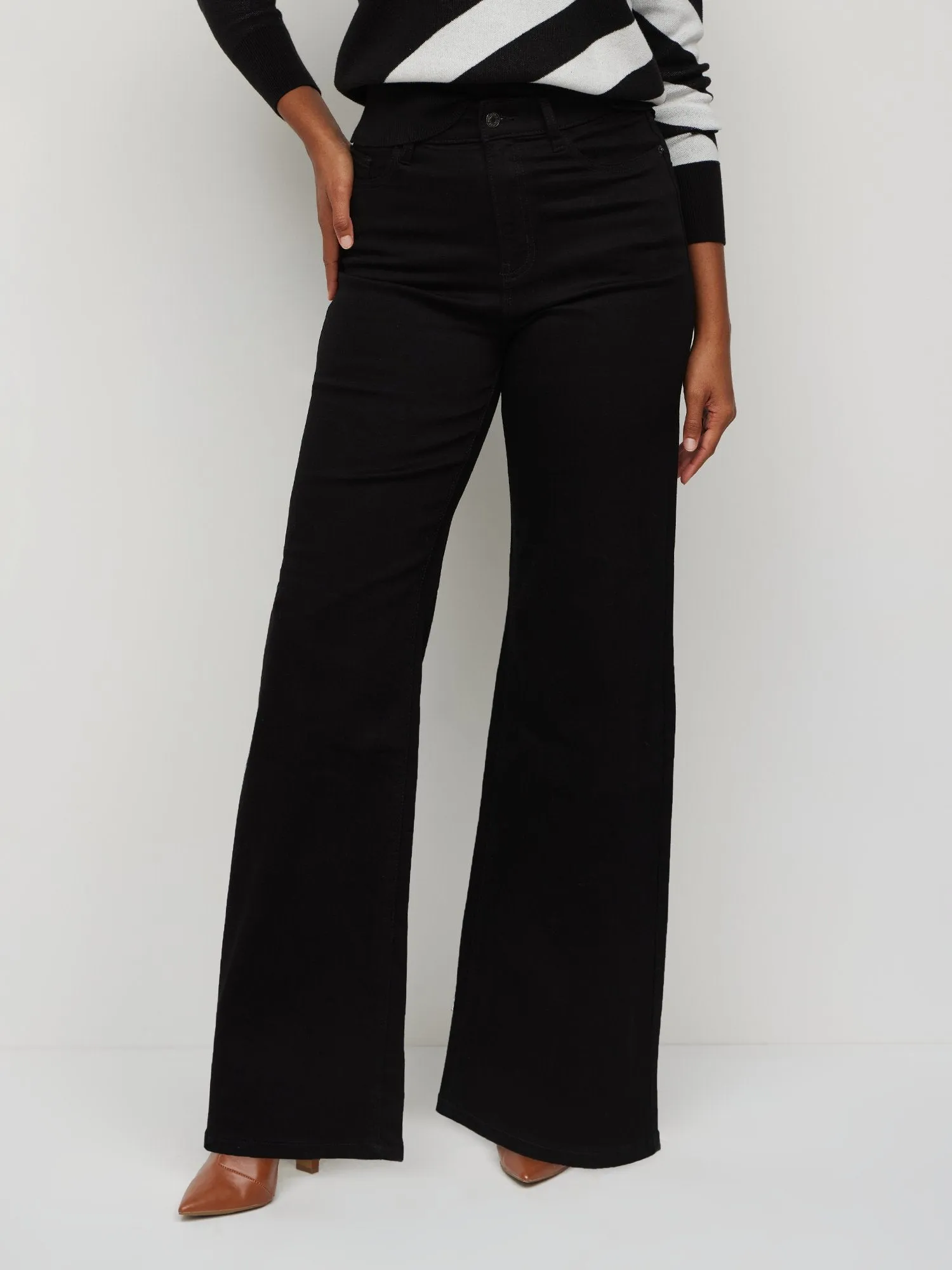 Essential High-Waisted Wide-Leg Jeans - Black