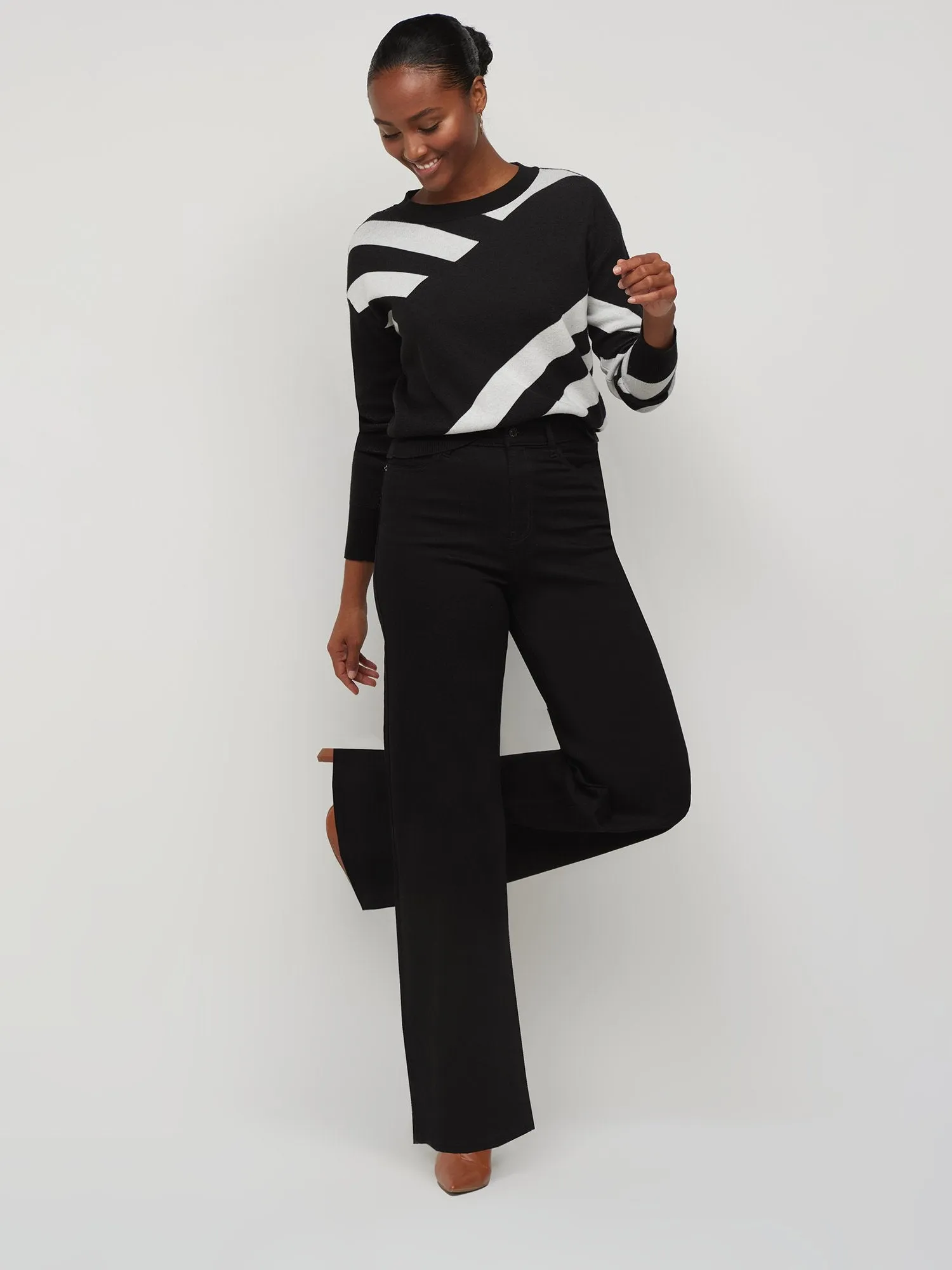 Essential High-Waisted Wide-Leg Jeans - Black