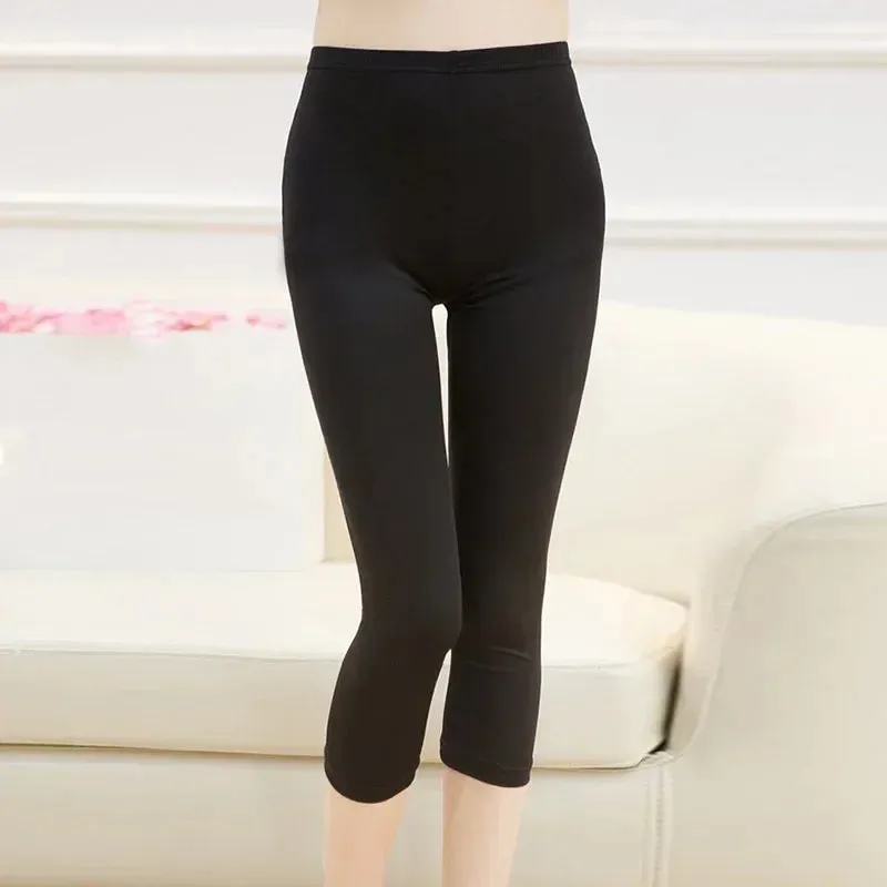 New Ladies Ice Silk Super Elastic Thin Pants Leggings for Summer Yoga and Sport Activities