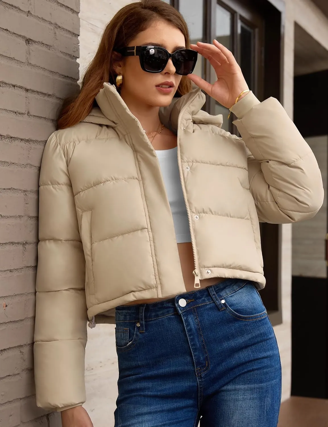 PHISOCKAT Womens Puffer Jacket Cropped Quilted Jacket Long Sleeve Full Zip Coats with Pockets Winter Outerwear with Hood