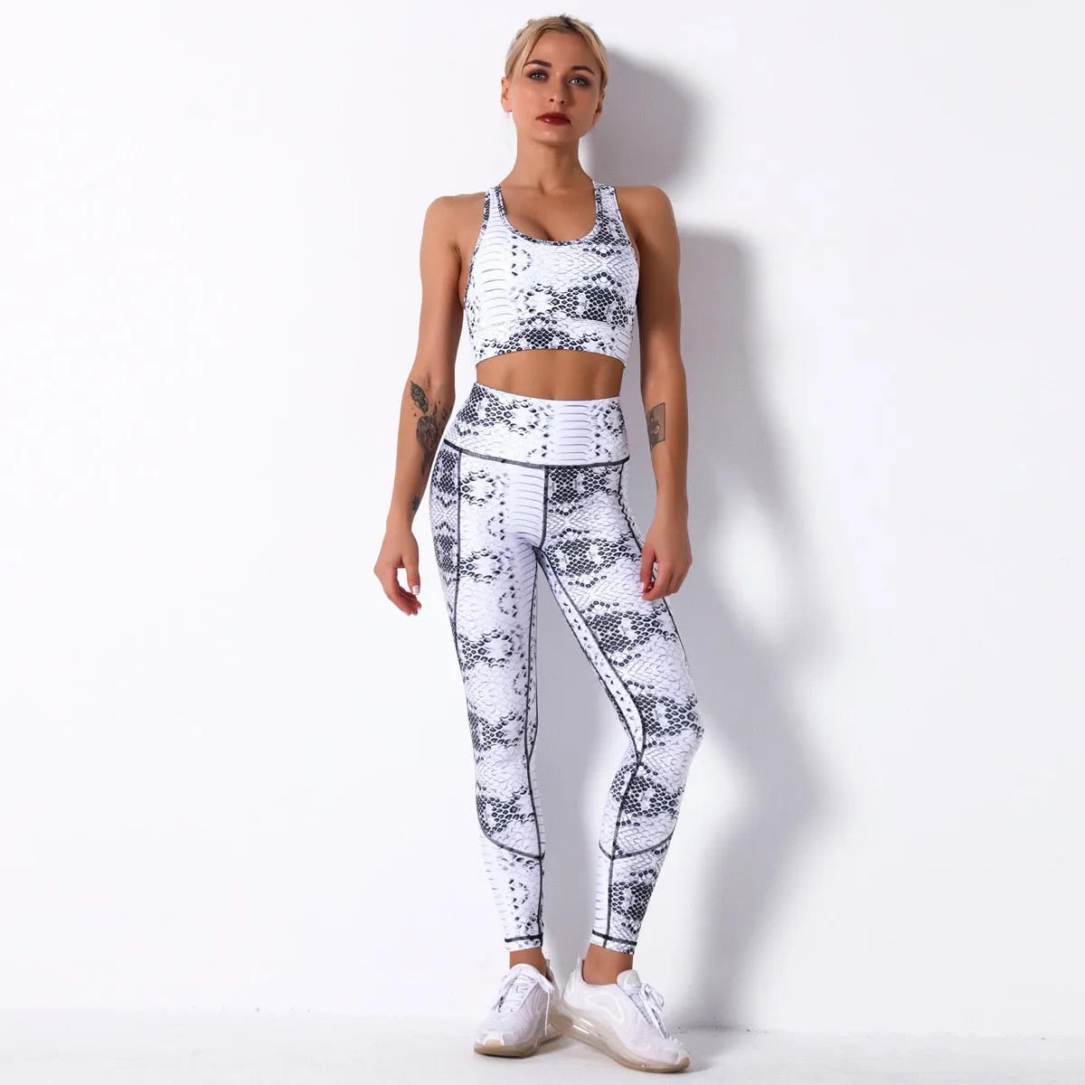 Seamless Yoga Suit - Crop Top & Leggings