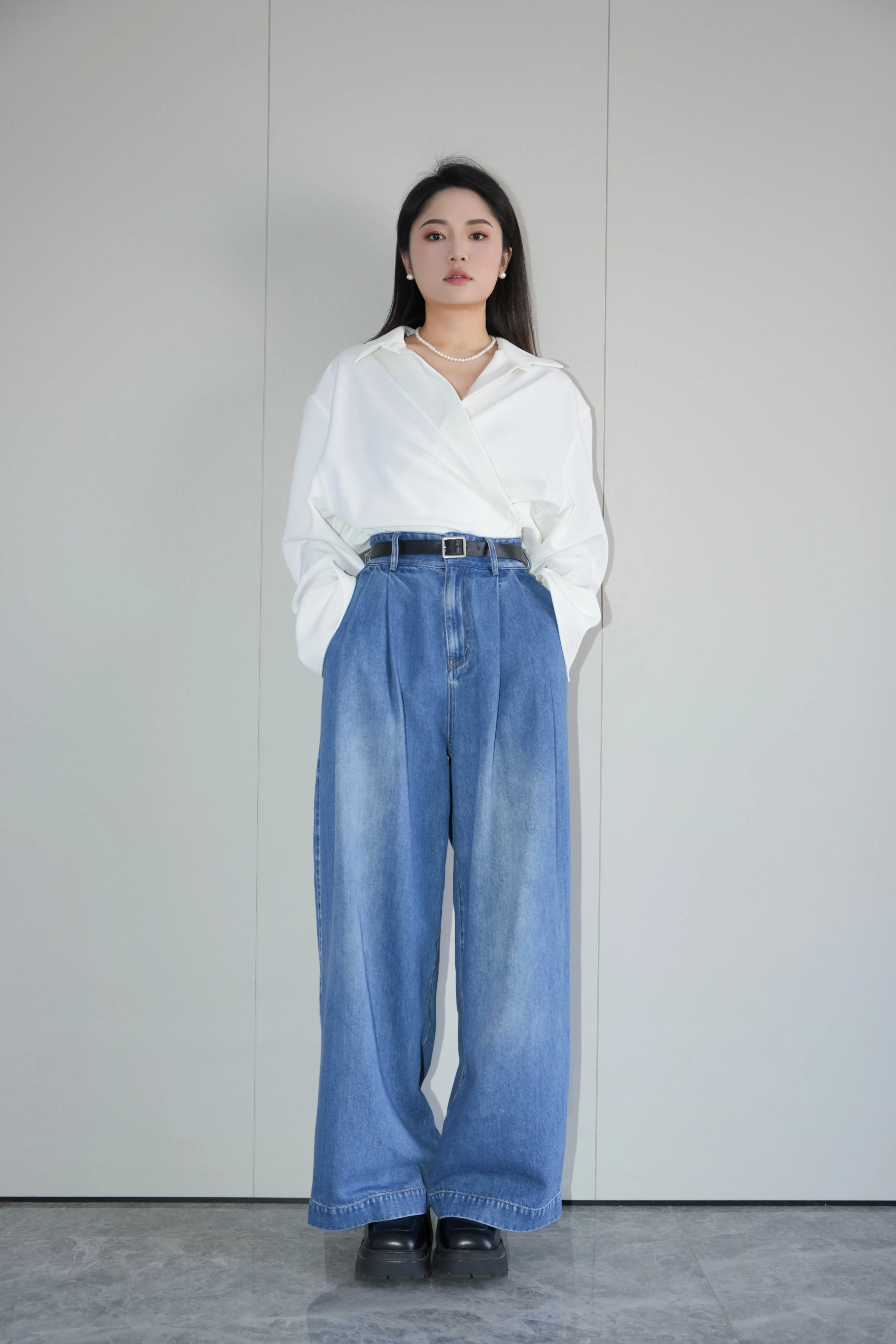 x ninido Classic Vintage Wide-Leg Jeans - Blue